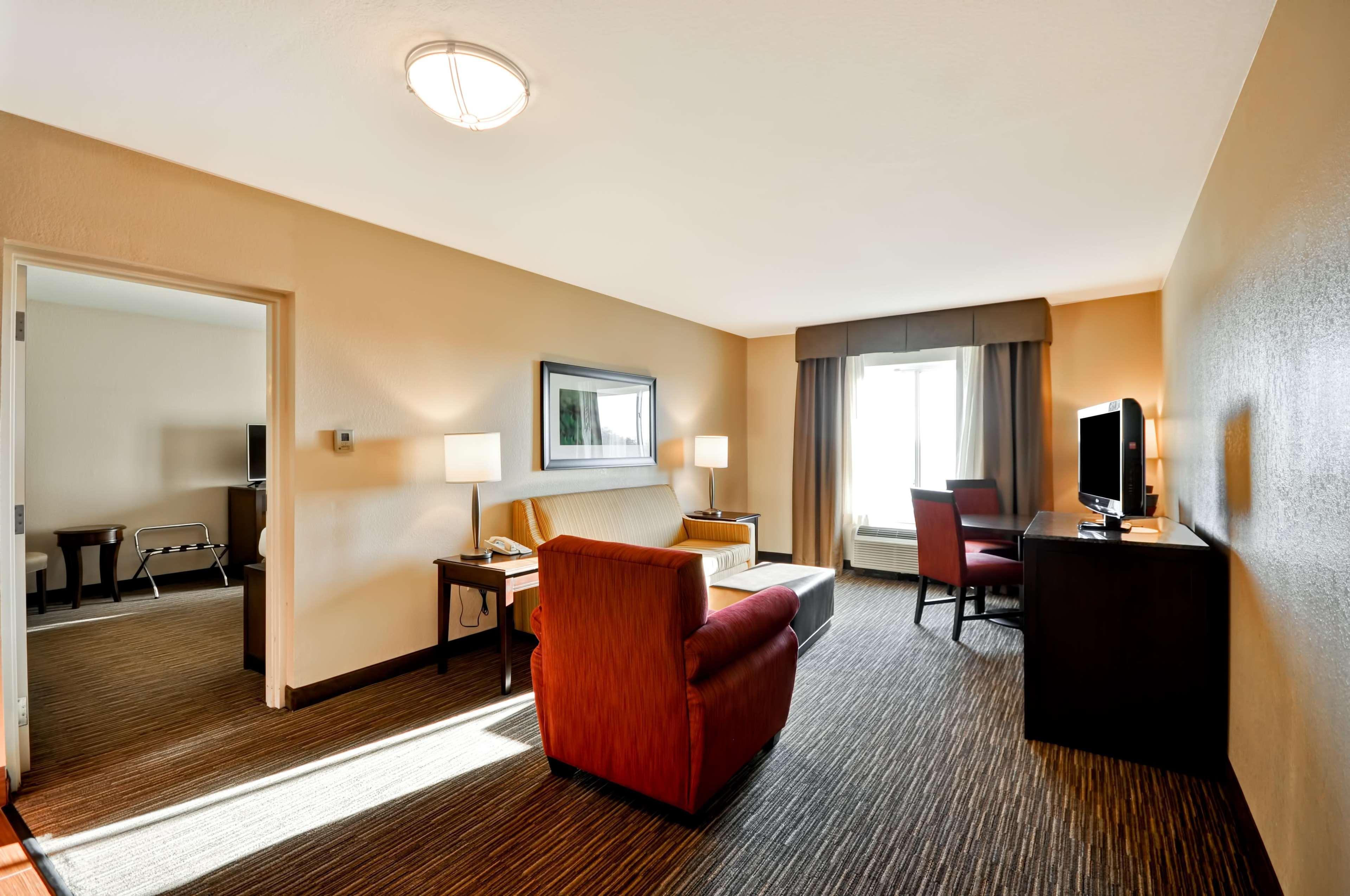 Hilton Garden Inn Tampa North Temple Terrace Zewnętrze zdjęcie