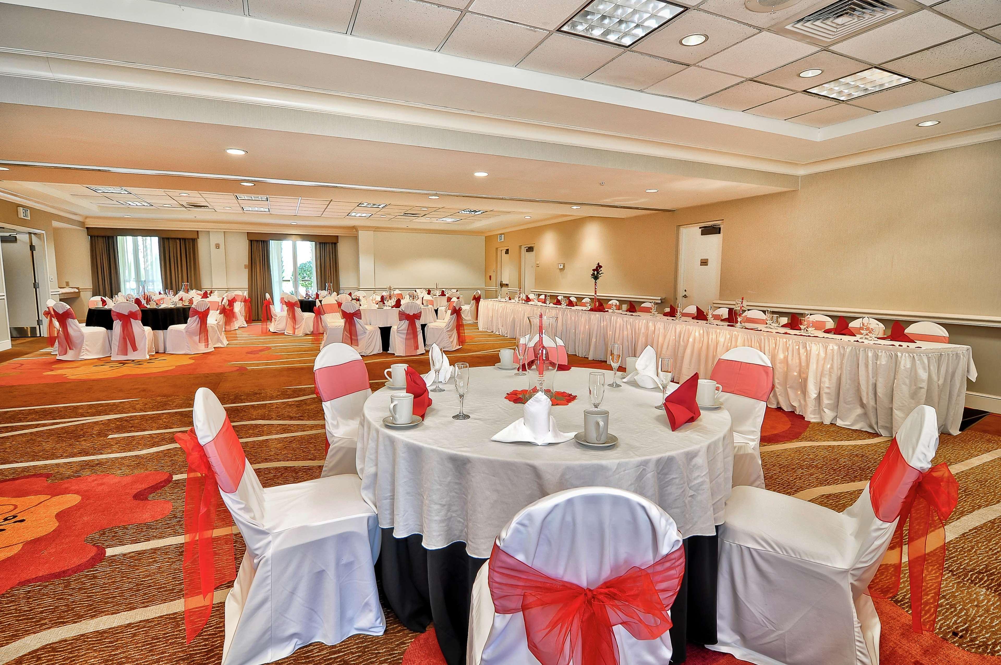 Hilton Garden Inn Tampa North Temple Terrace Zewnętrze zdjęcie