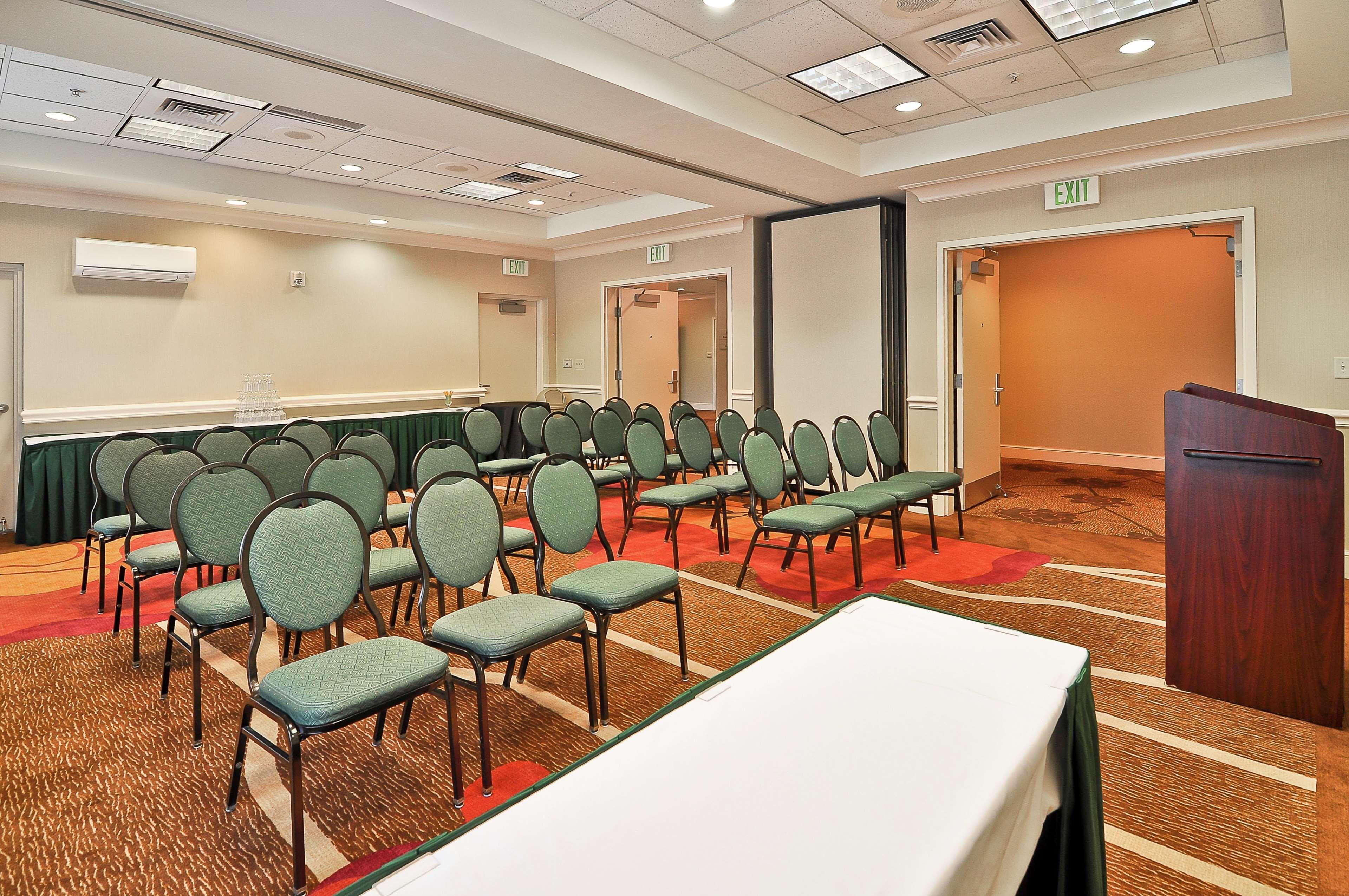 Hilton Garden Inn Tampa North Temple Terrace Zewnętrze zdjęcie